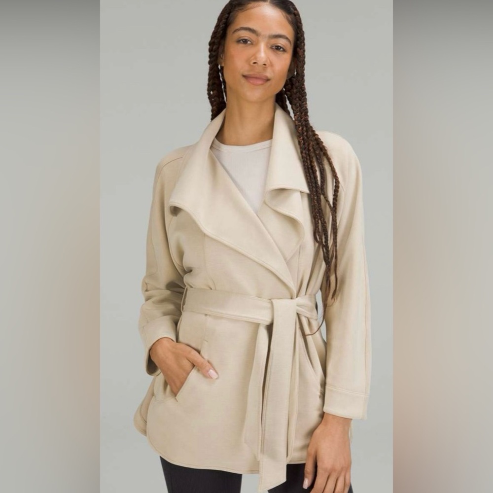 Lululemon Softstreme Belted
Wrap in the color Trench. Size is XS/S New w/o tags
